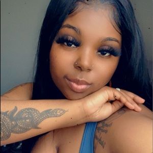 Meet your Posher, Angelic